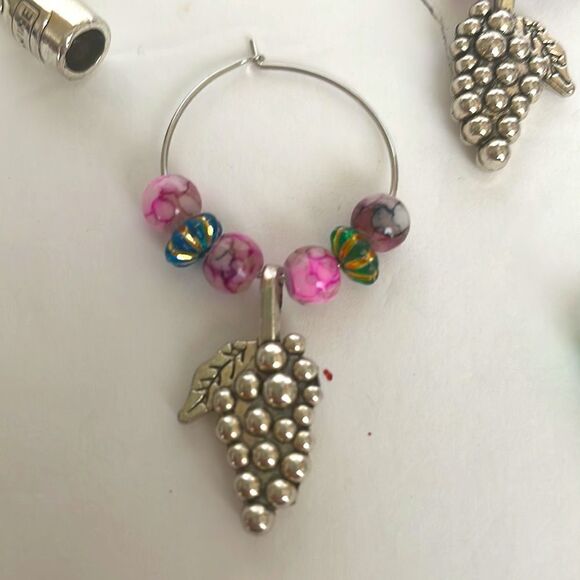 WINE GLASS JEWELS, Set of 6 - Picture 8 of 8